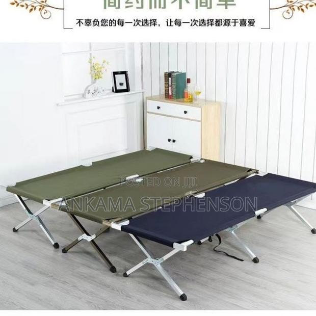 Foldable Comp Bed · Photo 2