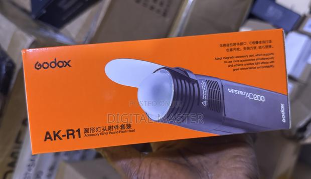 Godox Ak-R1 Accessory Kit for Round Flash Head · Photo 1