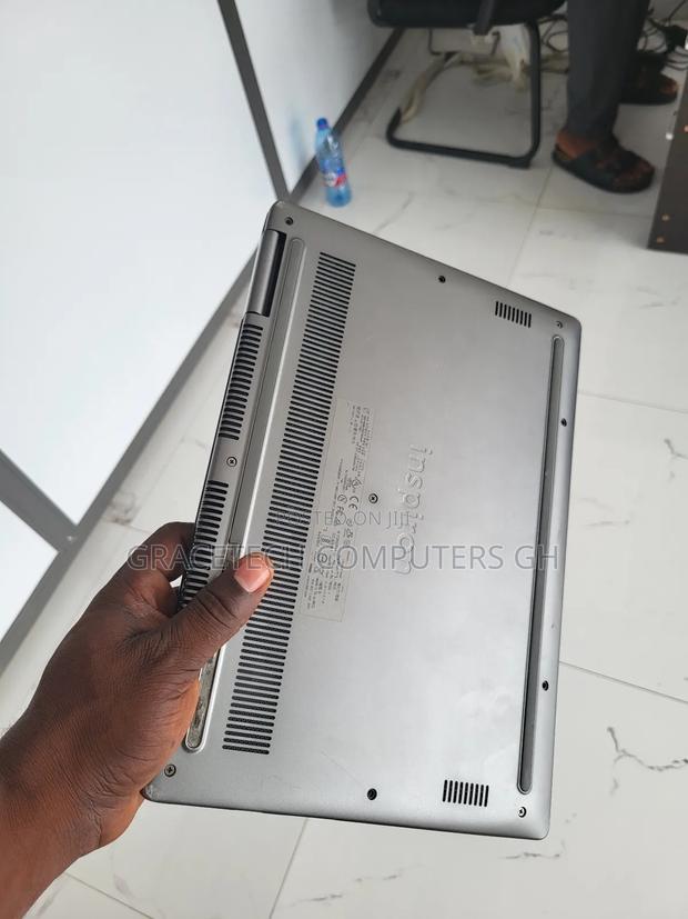 Laptop Dell Inspiron 13 7373 16GB Intel Core i7 SSD 512GB · Photo 6