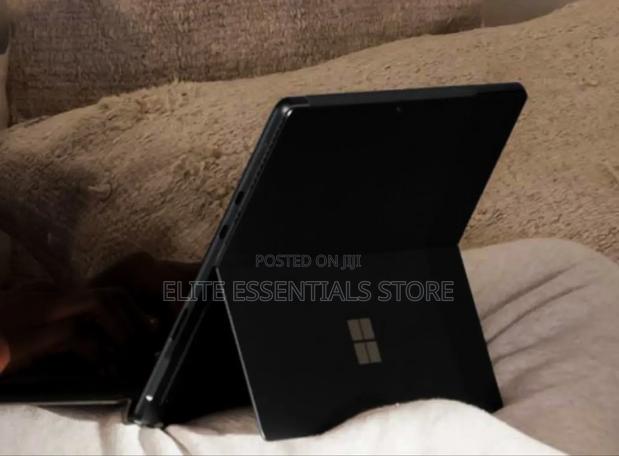 Laptop Microsoft Surface Pro 7 8GB Intel Core I5 SSD 256GB · Photo 4