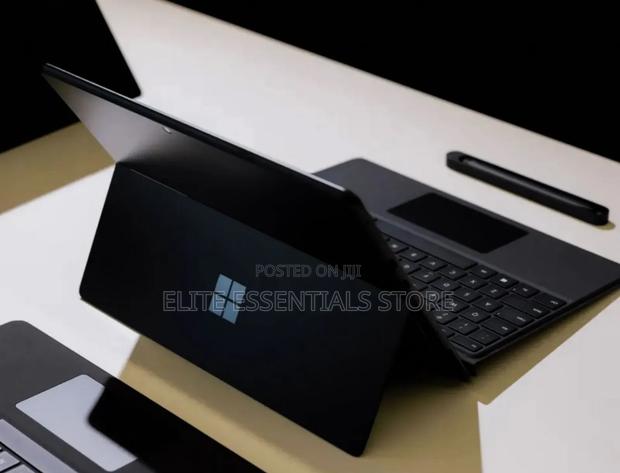 Laptop Microsoft Surface Pro 7 8GB Intel Core I5 SSD 256GB · Photo 3