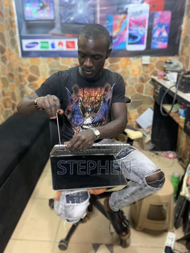 Stevo Laptop Repairs · Photo 5