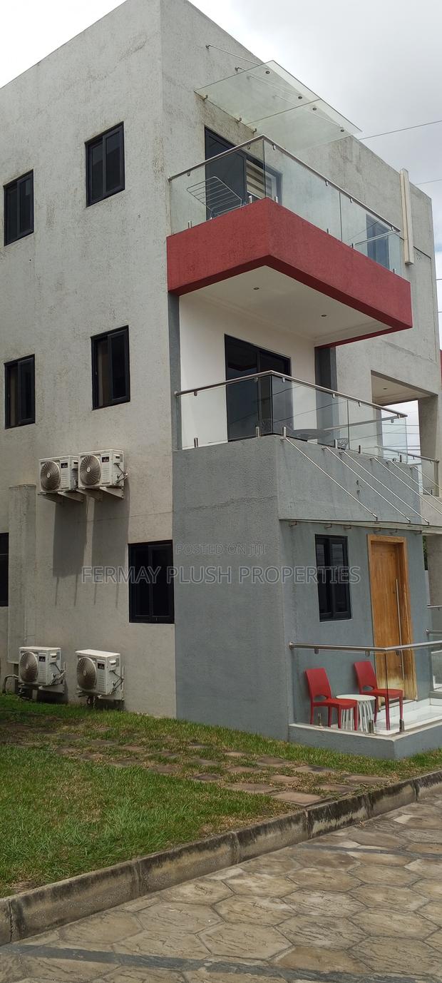 Furnished 2bdrm Apartment in Fermayplush, Accra Metropolitan for sale · Photo 1