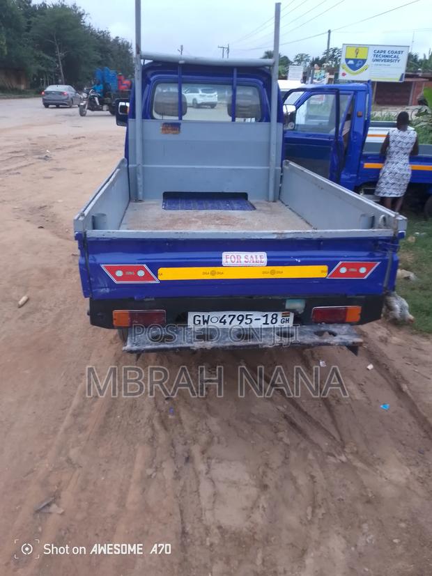 Vehicles Car · Photo 3