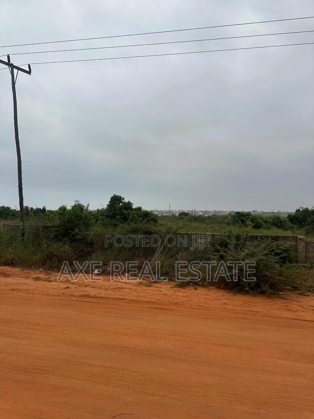 Good Reduction! Sure Deals on Plots at Prampram · Photo 2