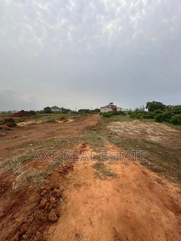 Deals on Good Reduction Plots - Prampram · Photo 3