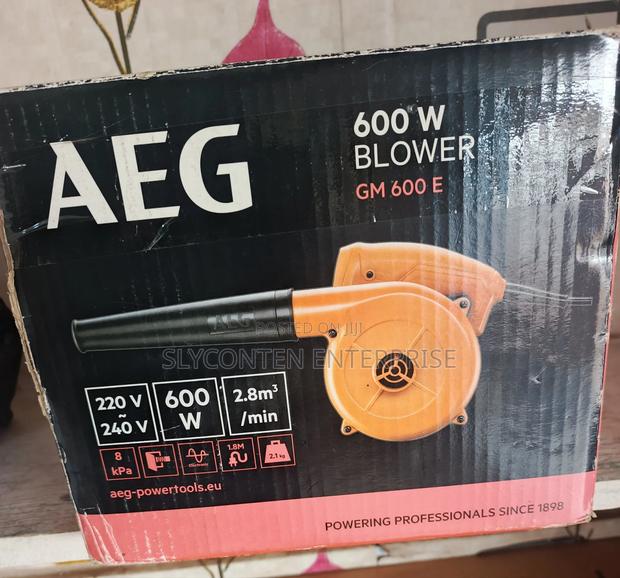 Aeg Vacuum Cleaner And Air Blower(2in1) · Photo 3