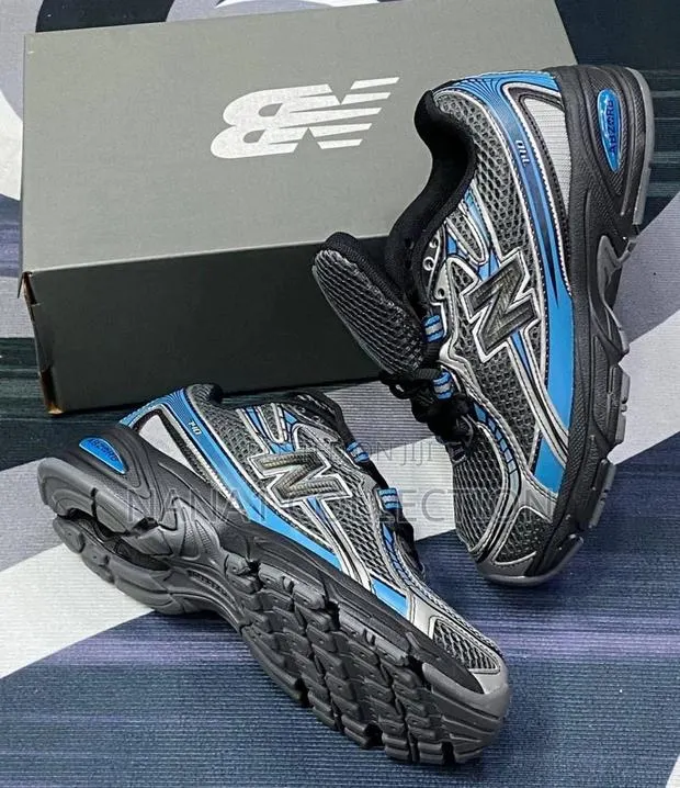 New Balance 740 ‘Grey-Blue Black’ Sneakers · Photo 1