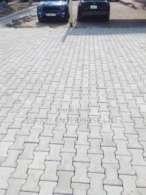 Pavement Interlocks · Photo 2