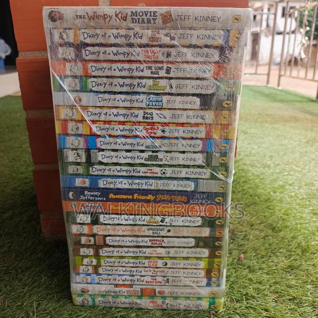 Diary of a Wimpy Kid 23 Titles in a Pack · Photo 3