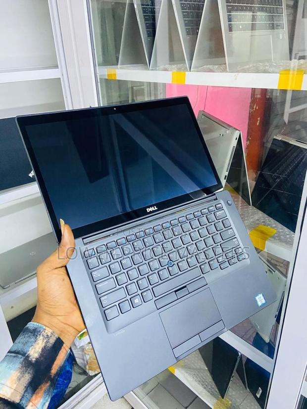 New Laptop Dell Latitude 14 7480 8GB Intel Core I5 SSD 256GB · Photo 1
