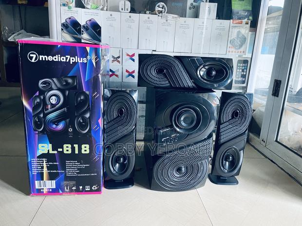 7 Media7plus Deep Bass Woofer With Surrounding Speakers · Photo 1