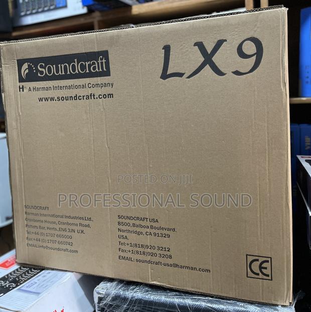 Lx9 Mixing Console 16 Channels · Photo 1