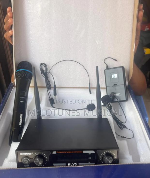 Shure Klv3 Hand and Lapel Professional Wireless Microphone System · Photo 1