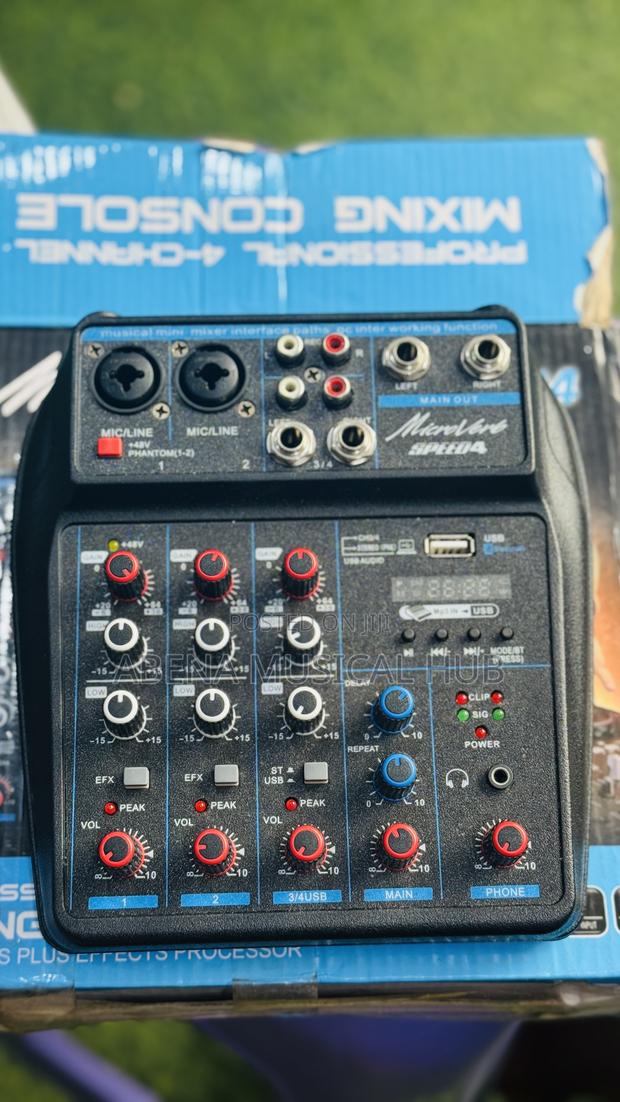 Professional 4- Channel Mixer Console · Photo 2