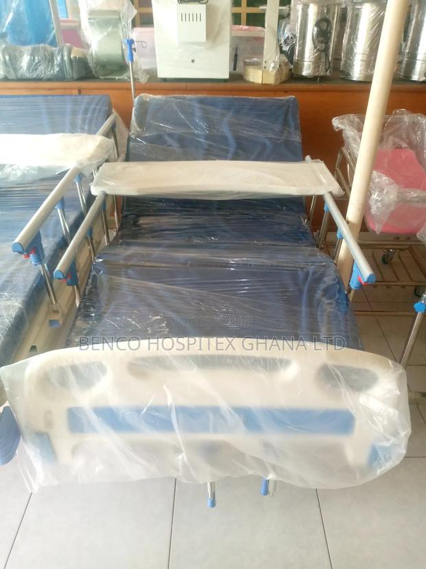 Two Crank Hospital Bed · Photo 1