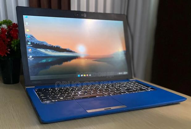 Laptop Toshiba Tecra R950 16GB Intel HDD 500GB · Photo 5