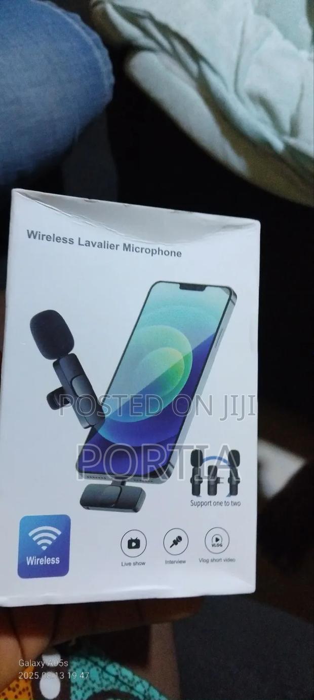 Wireless Microphone · Photo 1