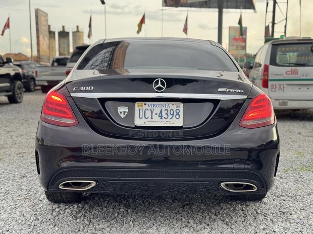 Mercedes-Benz C300 2016 Black · Photo 5
