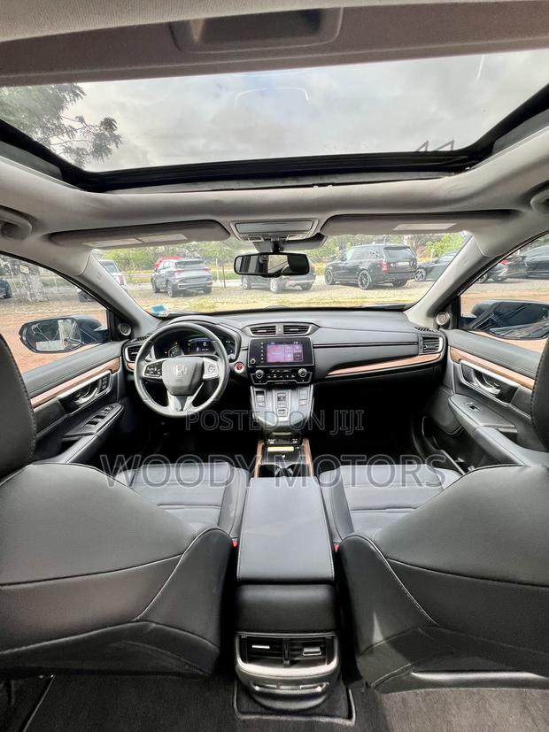 Honda CR-V Touring 2022 Gray · Photo 6