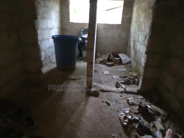 6bdrm House in Fredimens Real, Atwima Kwanwoma for sale · Photo 4