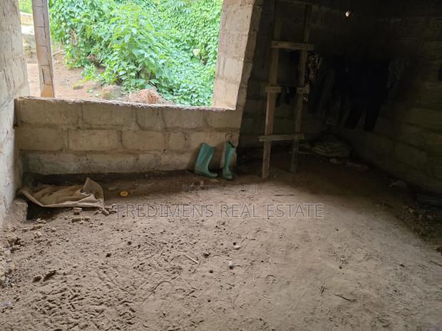 6bdrm House in Fredimens Real, Atwima Kwanwoma for sale · Photo 5