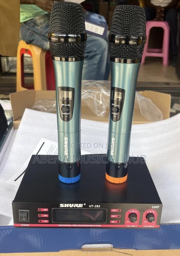 Shure Ut -282 Uhf Microphone · Photo 1