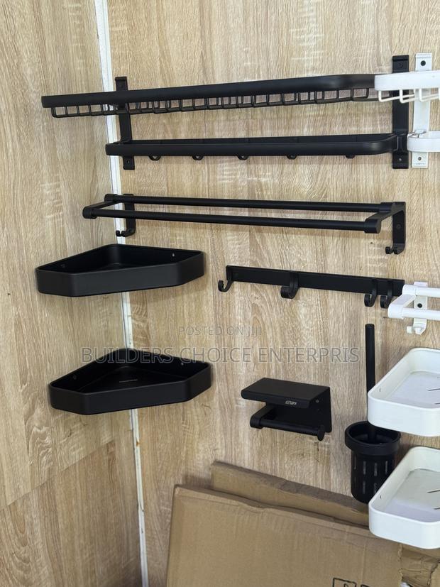 Bathroom Accessories · Photo 1
