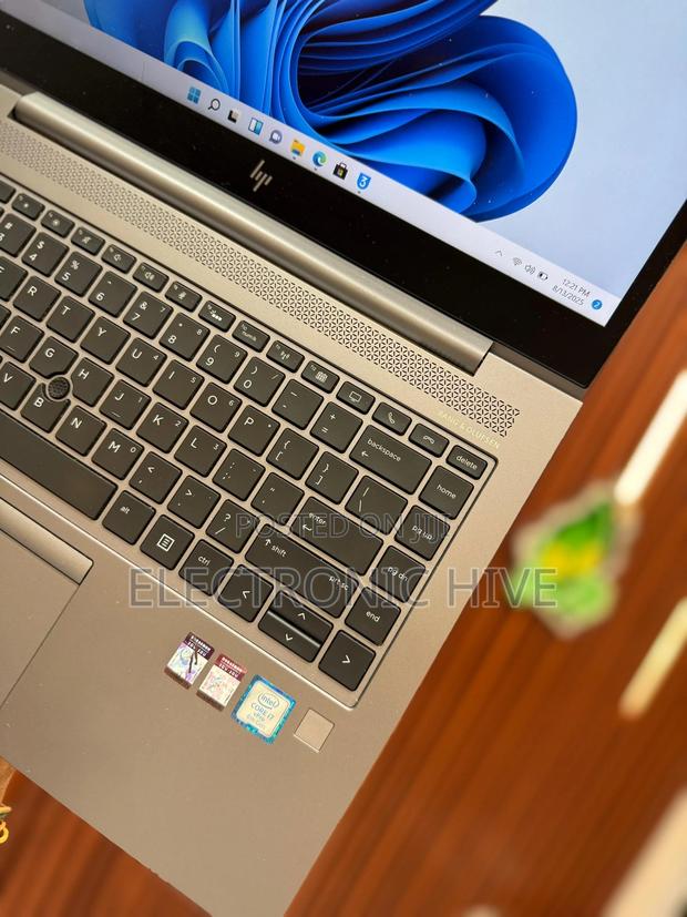 Laptop HP ZBook 14u G6 16GB Intel Core I7 SSD 512GB · Photo 4