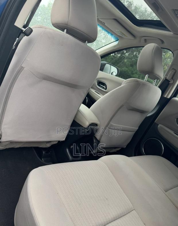 Honda HR-V EX AWD 2017 Blue · Photo 2