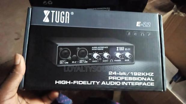 Xtuga E-22 Audio Interface · Photo 3