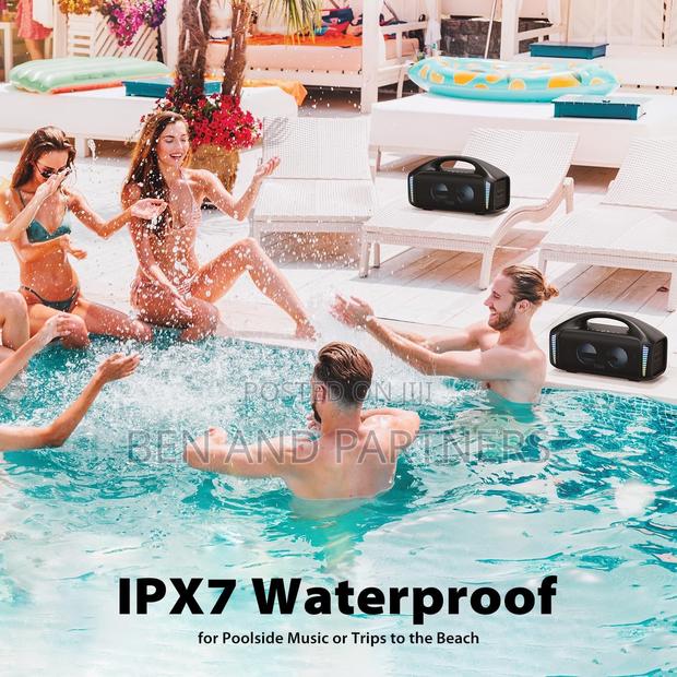 Tribit Stormbox Blast Portable Speaker · Photo 5
