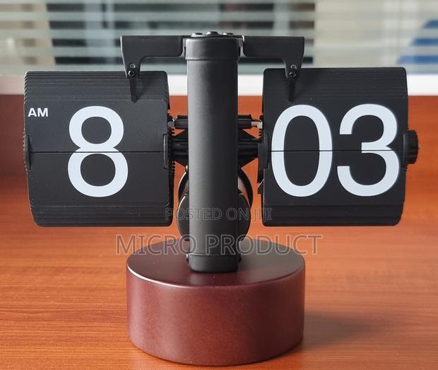 Flip Clock · Photo 3
