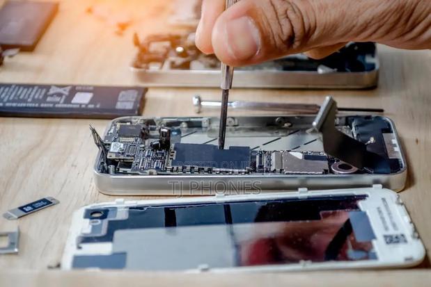 All iPhones General Service · Photo 1