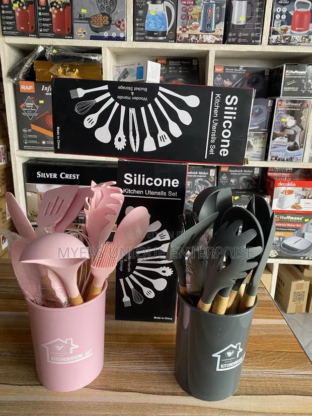 Modern 12pcs Silicone Ladles Set With Storage Cup · Photo 1