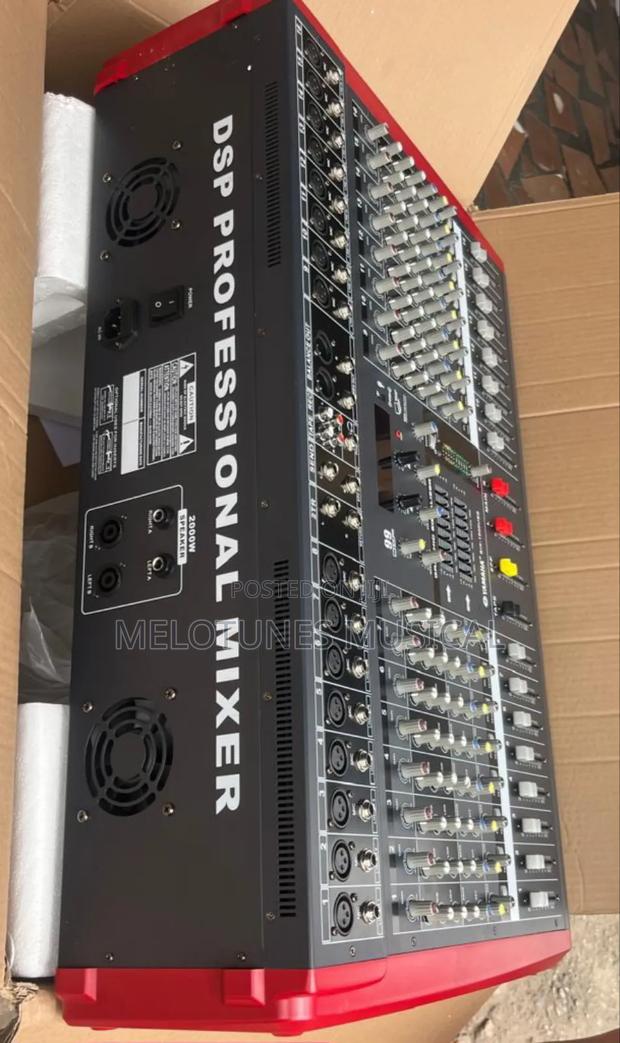Yamaha Bix-1600usb 16channel Powered Mixer · Photo 2
