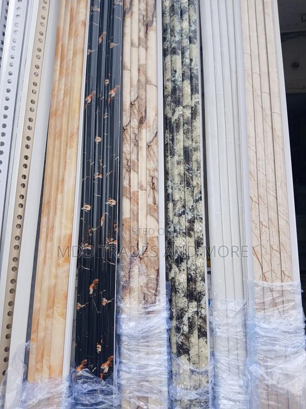 Hard Plastic Strips Beautiful Colors Tiling · Photo 1