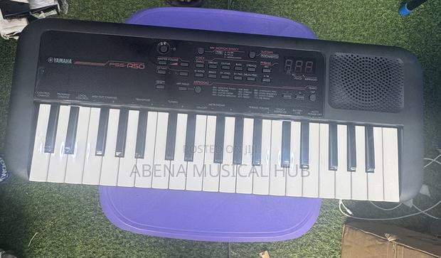Yamaha PSS-A50 Keyboard · Photo 2