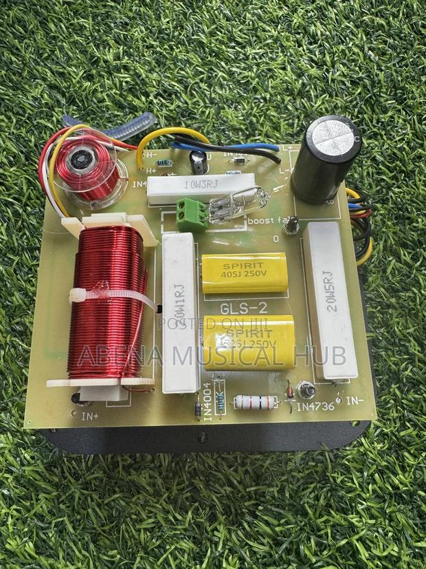 Speaker Crossover · Photo 1