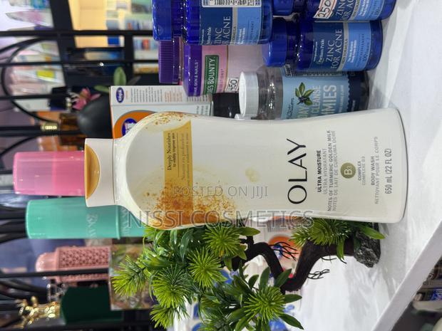 Olay Ultra Moisture Advanced Plus Body Wash · Photo 1