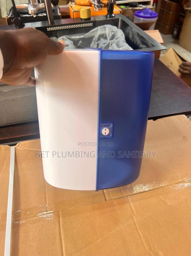 Jumbo Tissue Holder(Tissue Holder) · Photo 2