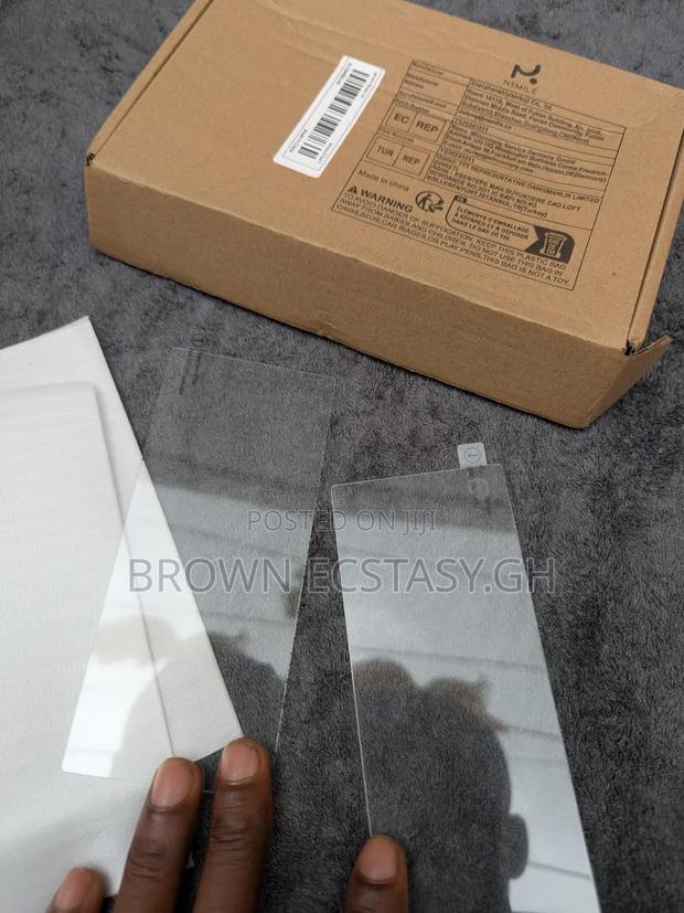 Galaxy Fold 3, 4, 5, 6 and Fold 7 Screen Protector · Photo 3