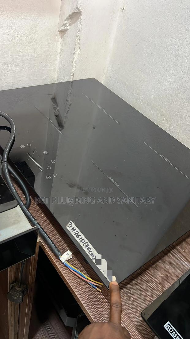 Electric Stove All Black · Photo 1