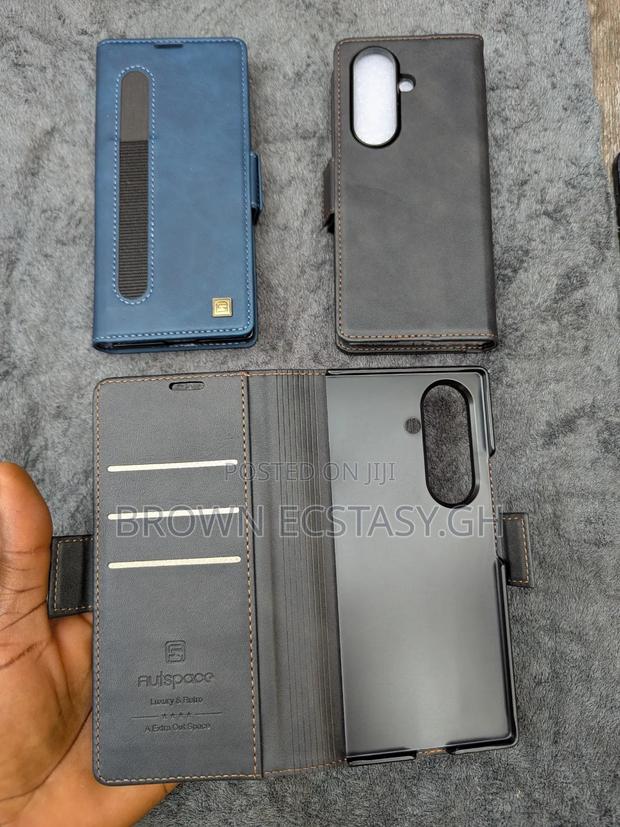 Autspace Z Fold 7/8 Ultra Leather Case With Pen Holder · Photo 4