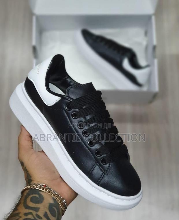 Black/White Alexander McQueen Sneaker Available · Photo 2