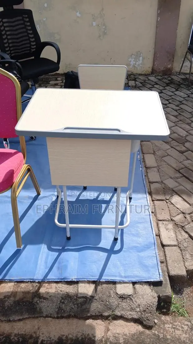 Study Chair and Table (Wooden) · Photo 1