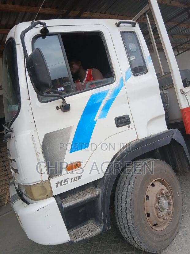 Hyundai 11.5 Ton Double Axle · Photo 3