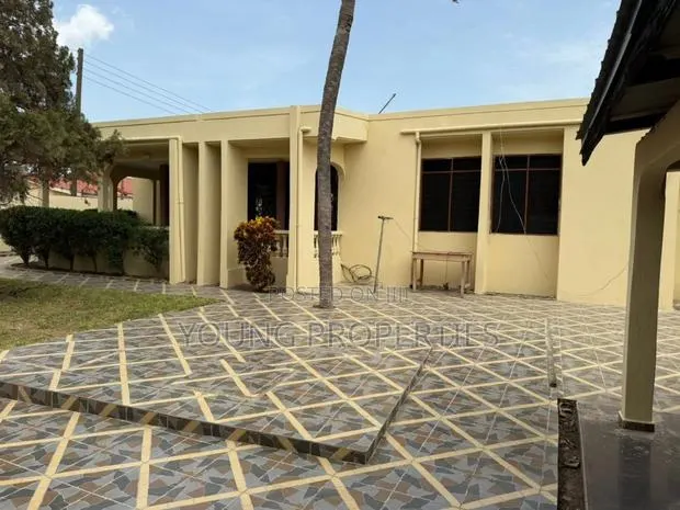 6bdrm House in Westland Junction for rent · Photo 1