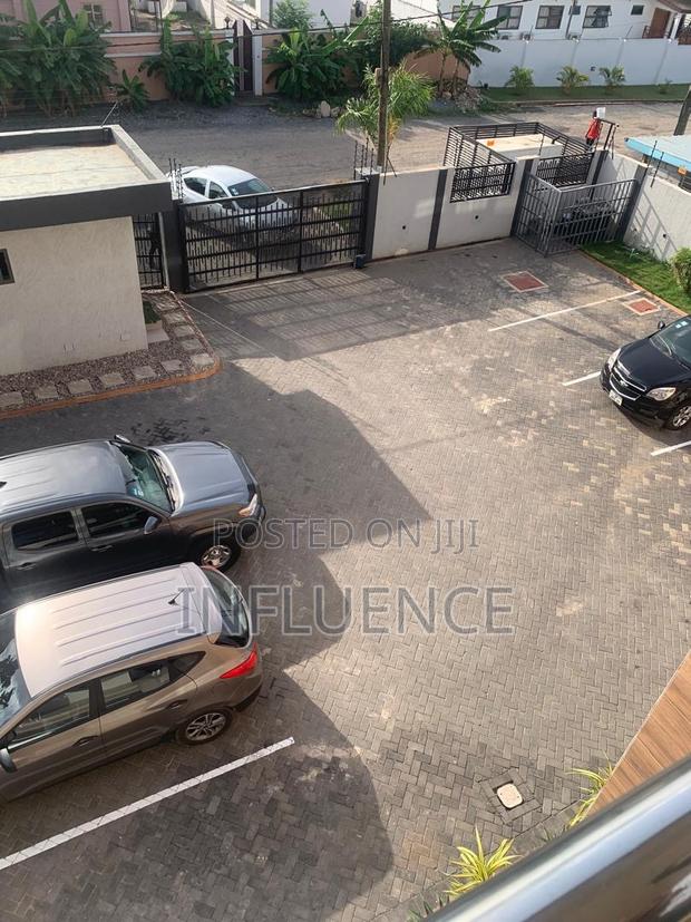 Furnished 1bdrm Apartment in American House Area, East Legon for rent · Photo 2