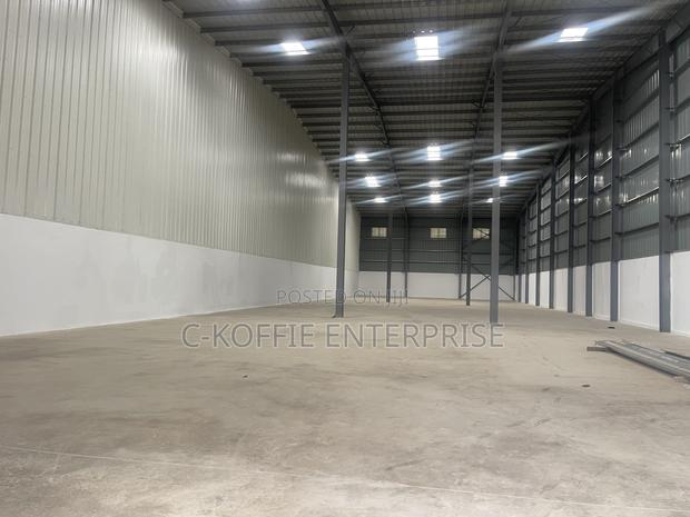 776 SQM Warehouse at Tema Highway for Rent · Photo 4